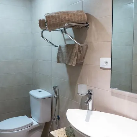 Andi Apartment *