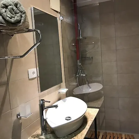 Andi Apartment