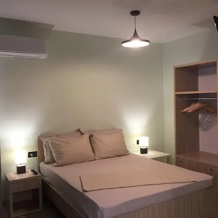 Andi Apartment *