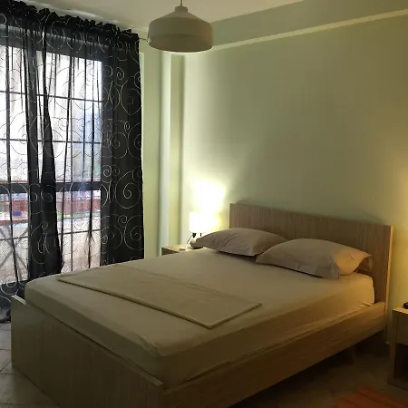 Andi Tirana