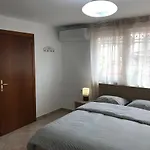 Andi Apartmán *