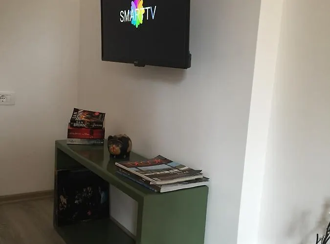 Apartment Andi Tirana